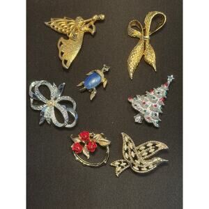 Lot of 7 Vintage Gerry's Brooches.  Christmas Theme